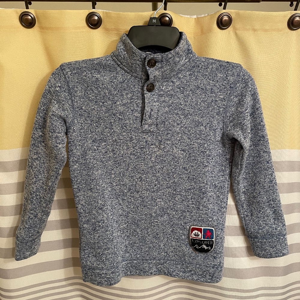 Button Collar Sweater/Sweatshirt